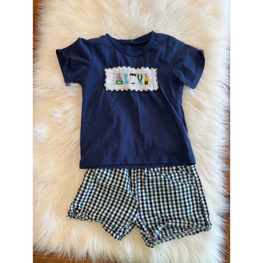 Boys Navy Blue T-Shirt & Gingham Shorts tool smocked set 2/3t size